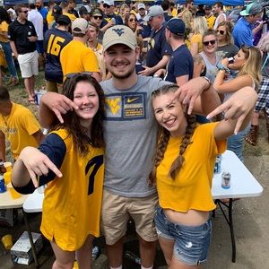 Meet your Posher, Kennedy